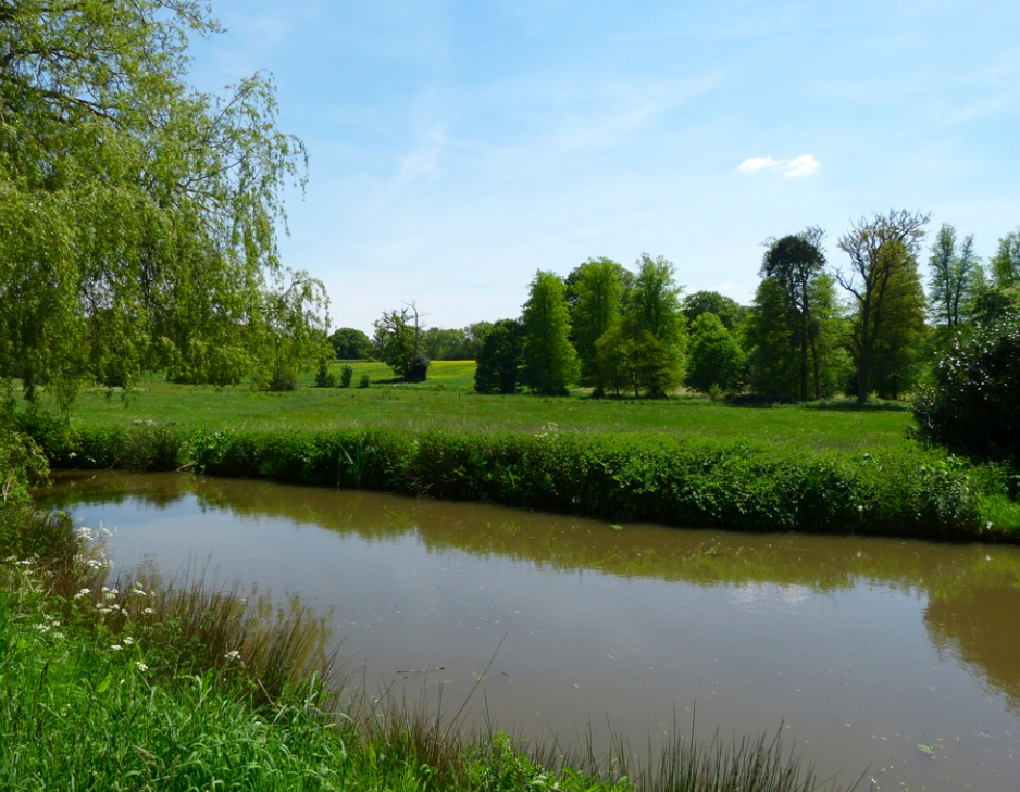 Groombridge Place river