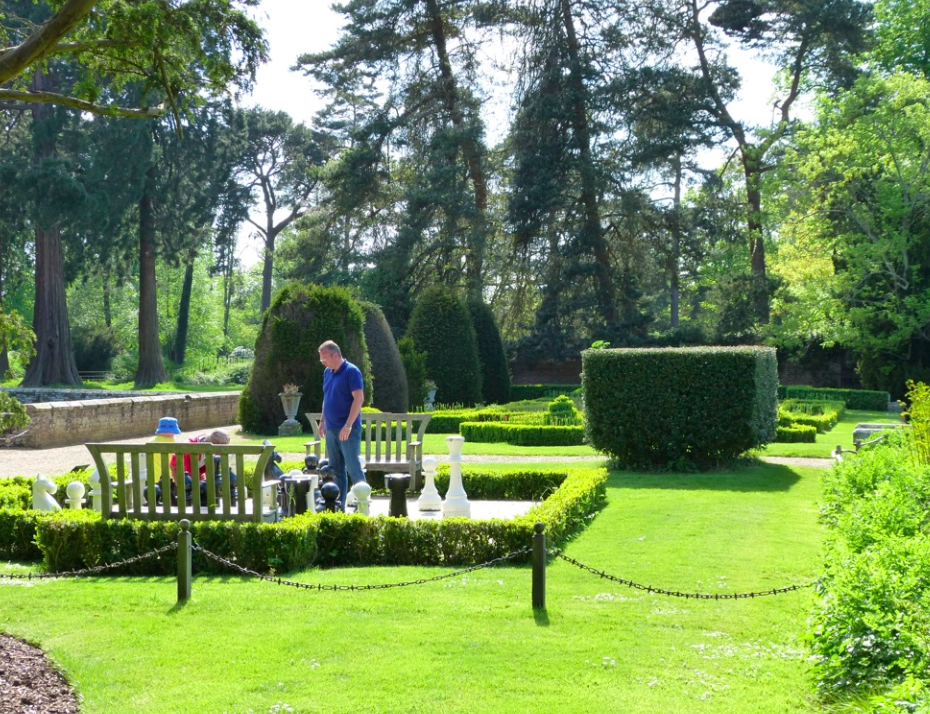 Formal gardens of Groombridge